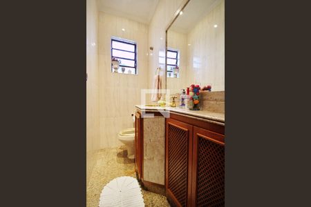 Lavabo de casa para alugar com 3 quartos, 143m² em Vila Morse, São Paulo