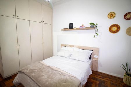 Quarto 1 de apartamento à venda com 3 quartos, 75m² em Tijuca, Rio de Janeiro