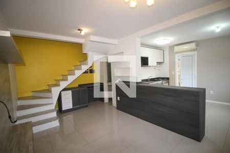 Sala de casa de condomínio à venda com 2 quartos, 100m² em Nossa Senhora das Gracas, Canoas