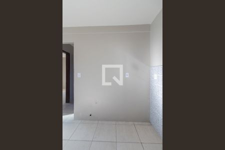 Cozinha  de casa para alugar com 2 quartos, 70m² em Santo Antônio, Porto Alegre