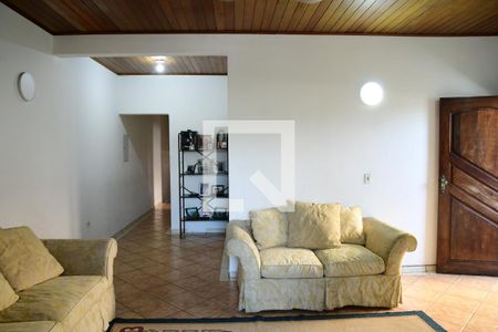 Sala de casa para alugar com 3 quartos, 160m² em Vila Santo Antonio do Portao, Cotia