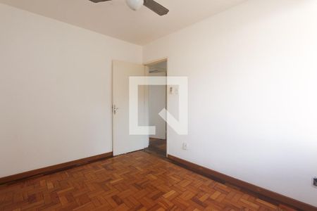 Quarto 1 de apartamento à venda com 2 quartos, 60m² em Petrópolis, Porto Alegre