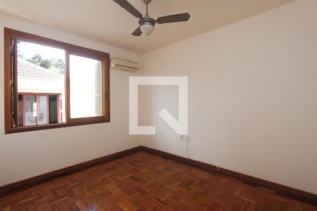 Quarto 1 de apartamento à venda com 2 quartos, 60m² em Petrópolis, Porto Alegre