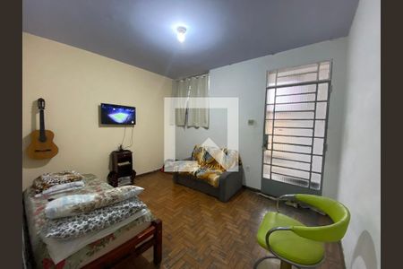 Casa à venda com 3 quartos, 196m² em Carlos Prates, Belo Horizonte