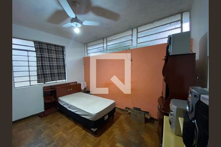 Casa à venda com 3 quartos, 196m² em Carlos Prates, Belo Horizonte