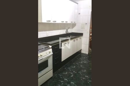 Casa à venda com 4 quartos, 280m² em Conjunto Califórnia, Belo Horizonte