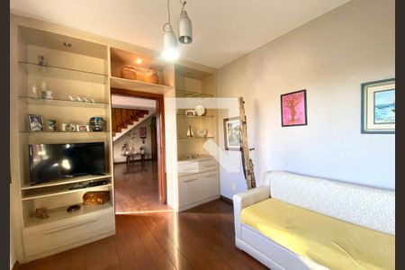 Casa à venda com 5 quartos, 367m² em Alto Caiçaras, Belo Horizonte