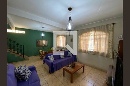 Casa à venda com 4 quartos, 184m² em Carlos Prates, Belo Horizonte