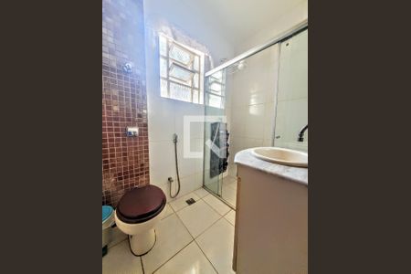 Casa à venda com 3 quartos, 240m² em Caiçaras, Belo Horizonte