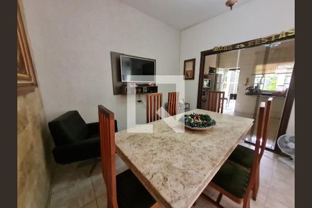 Casa para alugar com 9 quartos, 314m² em Calafate, Belo Horizonte