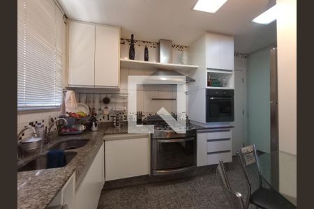 Apartamento para alugar com 165m², 2 quartos e 3 vagas