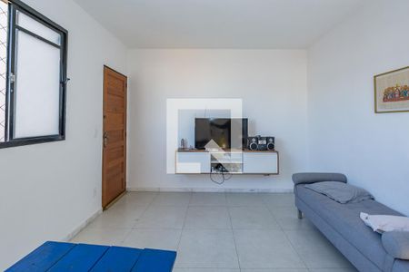 Sala de apartamento à venda com 2 quartos, 43m² em Caiçaras, Belo Horizonte