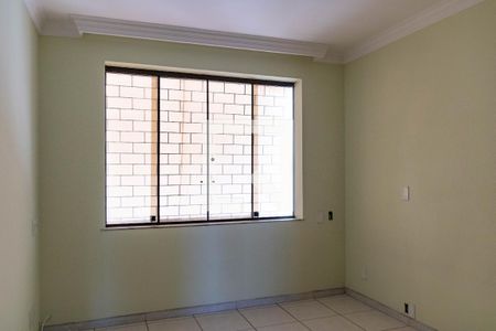 Quarto 1 de casa para alugar com 4 quartos, 155m² em João Pinheiro, Belo Horizonte