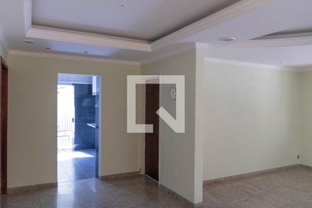 Sala de casa à venda com 4 quartos, 155m² em João Pinheiro, Belo Horizonte