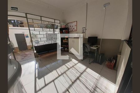Casa à venda com 4 quartos, 654m² em Carlos Prates, Belo Horizonte