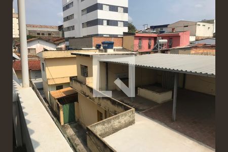 Casa para alugar com 3 quartos, 270m² em Carlos Prates, Belo Horizonte