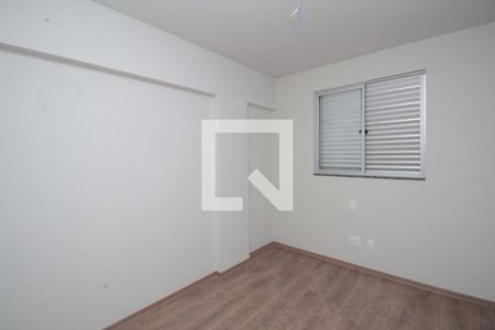 Apartamento à venda com 3 quartos, 180m² em Caiçaras, Belo Horizonte