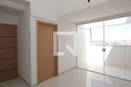 Apartamento à venda com 3 quartos, 180m² em Caiçaras, Belo Horizonte