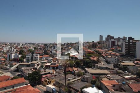 Apartamento à venda com 3 quartos, 180m² em Caiçaras, Belo Horizonte