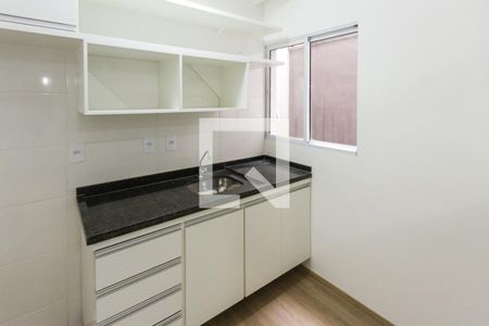 Cozinha de kitnet/studio à venda com 1 quarto, 24m² em Jardim Independência, São Paulo