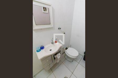 Lavabo de casa à venda com 3 quartos, 270m² em Vila Ipojuca, São Paulo