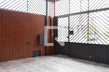 Casa à venda com 225m², 5 quartos e 1 vaga Casa à venda com 225m², 5 quartos e 1 vagaGaragem