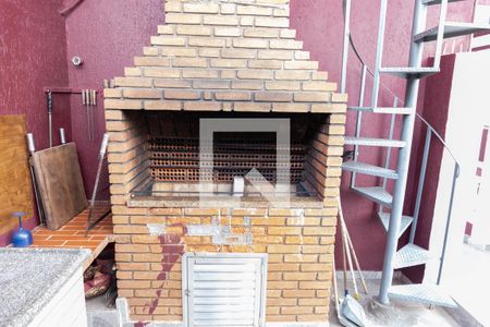 Casa à venda com 225m², 5 quartos e 1 vaga Casa à venda com 225m², 5 quartos e 1 vagaChurrasqueira