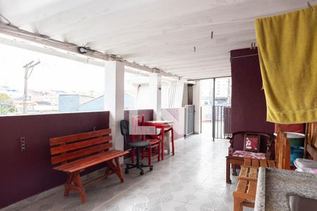 Casa à venda com 225m², 5 quartos e 1 vaga Casa à venda com 225m², 5 quartos e 1 vagaChurrasqueira