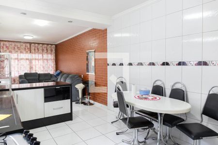 Casa à venda com 225m², 5 quartos e 1 vaga Casa à venda com 225m², 5 quartos e 1 vagaCozinha