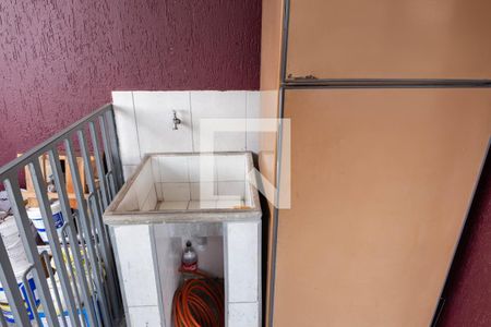 Casa à venda com 225m², 5 quartos e 1 vaga Casa à venda com 225m², 5 quartos e 1 vagaChurrasqueira