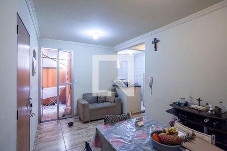 Sala  de apartamento à venda com 2 quartos, 55m² em São Tomaz, Belo Horizonte