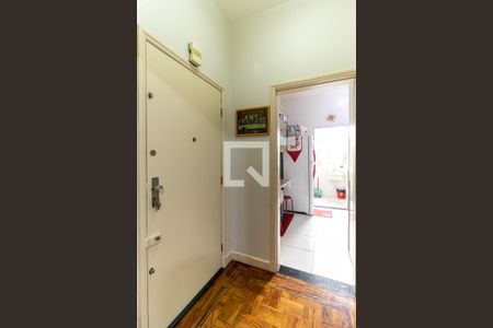 Corredor de Entrada de apartamento à venda com 2 quartos, 87m² em Vila Buarque, São Paulo