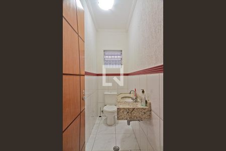 Lavabo de casa para alugar com 3 quartos, 133m² em Vila Palmeiras, São Paulo