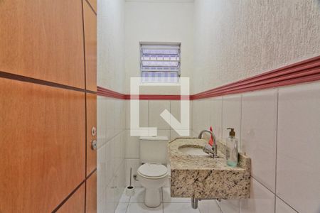 Lavabo de casa para alugar com 3 quartos, 133m² em Vila Palmeiras, São Paulo