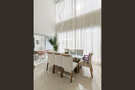 Casa para alugar com 3 quartos, 300m² em Parque dos Passaros, São Bernardo do Campo