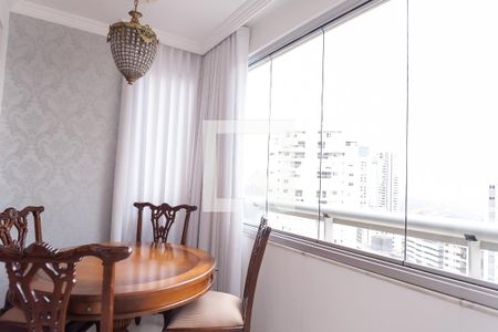 Sala de apartamento para alugar com 2 quartos, 80m² em Vila da Serra, Nova Lima