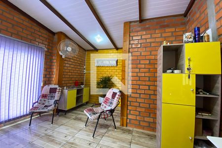 Sala de casa à venda com 3 quartos, 140m² em Duque de Caxias, São Leopoldo