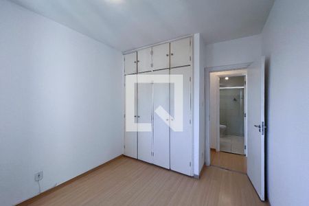 Quarto de apartamento para alugar com 2 quartos, 66m² em Vila Olímpia, São Paulo