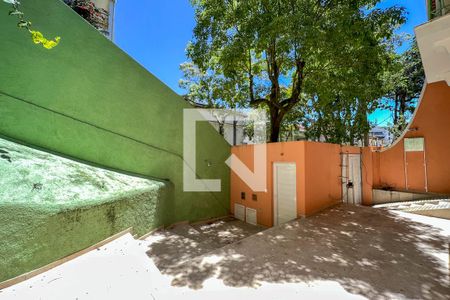 Entrada de casa à venda com 5 quartos, 340m² em Urca, Rio de Janeiro