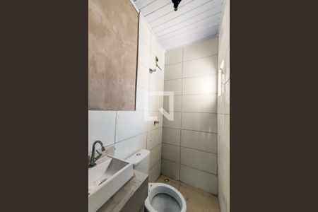 Banheiro de kitnet/studio para alugar com 1 quarto, 17m² em Vila Sonia, São Paulo