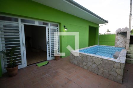 quintal de casa à venda com 3 quartos, 293m² em Cambuí, Campinas