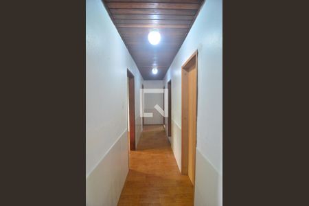 Corredor de casa para alugar com 3 quartos, 197m² em Harmonia, Canoas