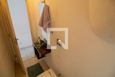 lavabo de casa para alugar com 5 quartos, 170m² em Jardim Novo Santo Amaro, São Paulo