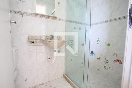 Apartamento à venda com 175m², 4 quartos e 1 vaga Apartamento à venda com 175m², 4 quartos e 1 vagaBanheiro da Suíte 2