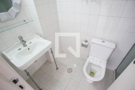 Apartamento à venda com 175m², 4 quartos e 1 vaga Apartamento à venda com 175m², 4 quartos e 1 vagaBanheiro Social