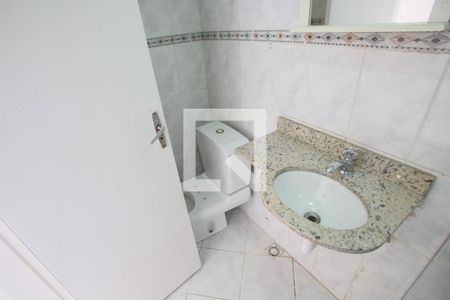 Apartamento à venda com 175m², 4 quartos e 1 vaga Apartamento à venda com 175m², 4 quartos e 1 vagaBanheiro da Suíte 2