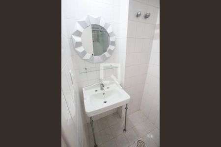 Apartamento à venda com 175m², 4 quartos e 1 vaga Apartamento à venda com 175m², 4 quartos e 1 vagaBanheiro Social