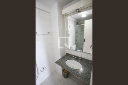 Apartamento à venda com 175m², 4 quartos e 1 vaga Apartamento à venda com 175m², 4 quartos e 1 vagaBanheiro da Suíte 1