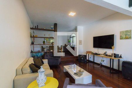 Sala de casa de condomínio à venda com 5 quartos, 450m² em Anil, Rio de Janeiro