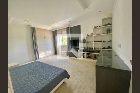 Casa de condomínio à venda com 1000m², 5 quartos e 6 vagas